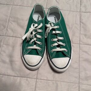 Converse Kids Sneakers in Vibrant Green